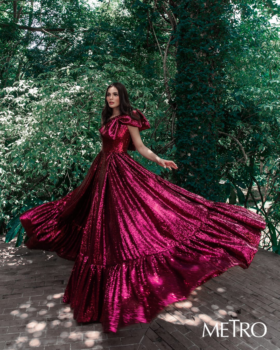 Lovi Poe and Piolo Pascual on the cover of Metro for 